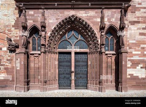 Minster basel hi-res stock photography and images - Alamy