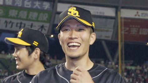 Kodai Senga tells team (Fukuoka SoftBank Hawks) he wants to go to the ...