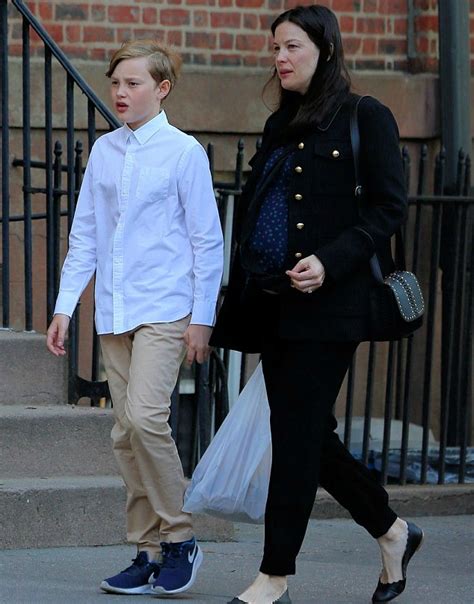 Liv Tyler Looks Like She's Ready To Pop While Taking a Walk in NYC With Son Milo - Mum's Lounge