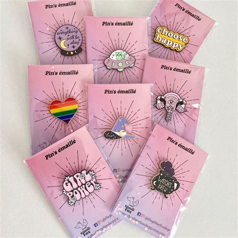 Pin s émaillé coeur pronom gender fluid non binaire He She They