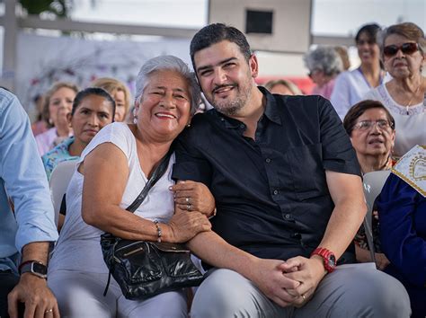 Alcalde Aquiles Alvarez Lider Homenaje A Las Madres En El Centro