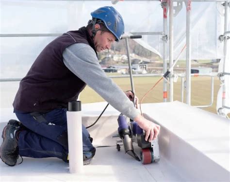 W PVC Tpo Banner Tarpaulin Plastic Waterproof Membrane Roofing Welding Machine Hot Air