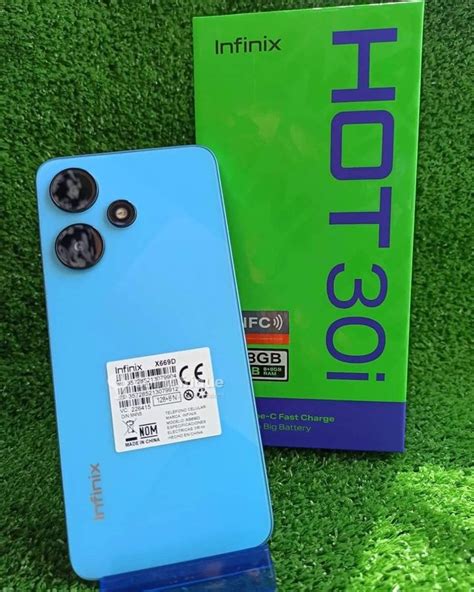 Téléphones Tablettes Infinix hot 30i 128Gb neufs et occasions au Togo CoinAfrique Togo