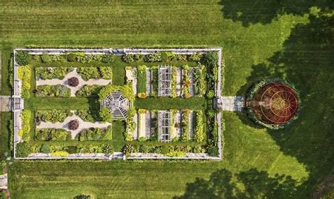 Stone Farmhouse Landscape Design Haver And Skolnick Architects