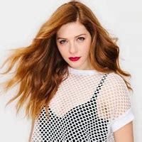 Anna Paquin And Rachelle Lefevre Electric Dreams Celebrity Celebrity Porn XHamster