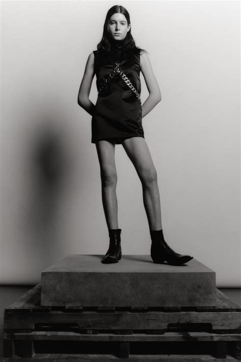 LRS Spring 2021 Ready-to-Wear Collection | Vogue