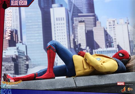Hot Toys Homecoming Spider Man Deluxe Figure Up For Order Marvel Toy News
