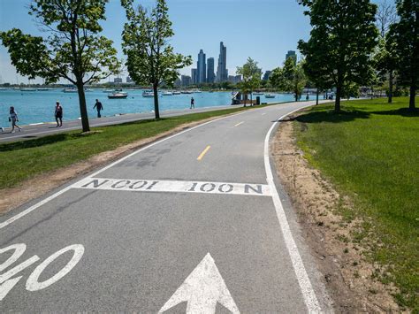 Chicago Lakefront Trail – Chicago Traveler