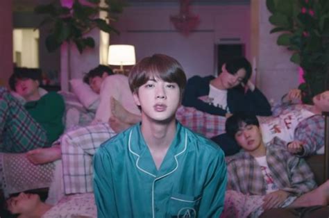 Além do BTS Veja os singles 1 da Billboard Hot 100 que não são cantados em inglês POPline