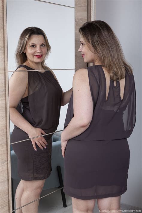 Chubby Brunette Ellariya Rose Undresses And Spreads Her Hairy Pussy Coedcherry