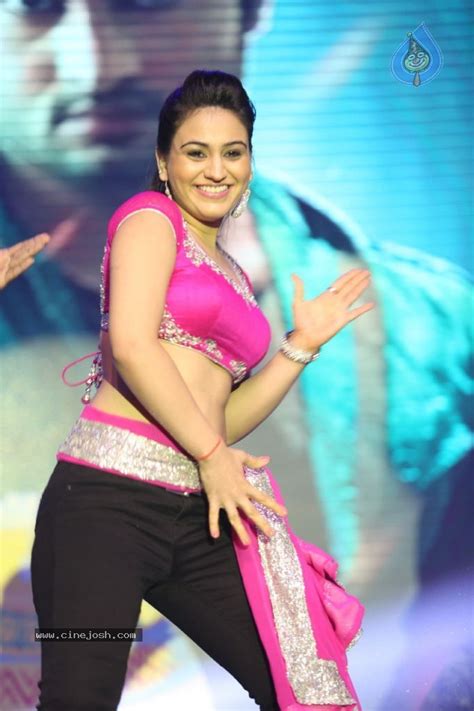 Aksha Hot Gallery Photo 29 Of 53