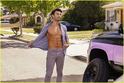 Justin Baldoni's New Shirtless Photos for 'Jane The Virgin' Are So Hot ...