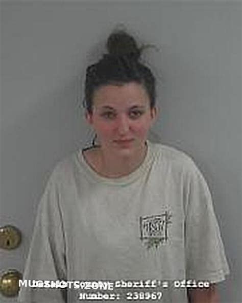 ICENHOUR LACEY NICOLE 11 15 2022 DeKalb County Mugshots Zone