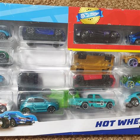 Hot Wheels Gift Pack Sealed Hobbies Toys Toys Games On Carousell