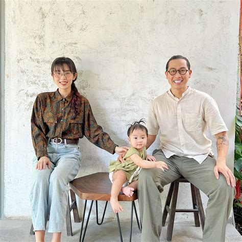 Hot girl trường Ngoại thương sa lưới tình của trai ngoan Sài thành ngày lên bàn đẻ chồng giàn