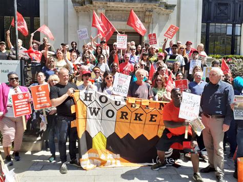 St Mungos Homelessness Strikers Fight On Socialist Party