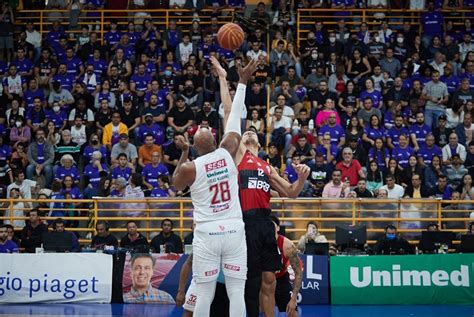 Sesi Franca Basquete Vence Corinthians E Enfrenta O Flamengo Na Final