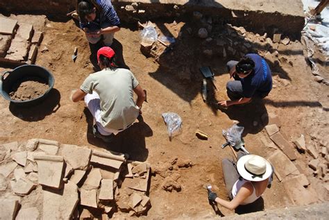 Pr Cticas De Excavaci N Del M Ster Interuniversitario En Arqueolog A De