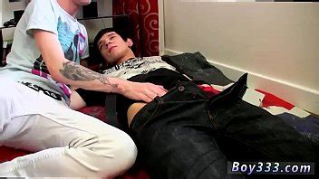 Boy With Fist Up His Bum Gay First Time Kyle Wilkinson Lewis Romeo Xvideos