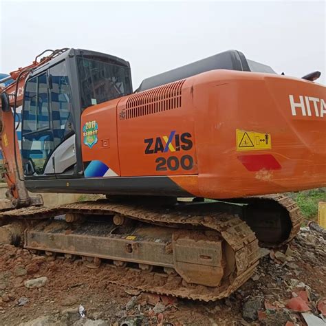 Hitachi Zx200 5A Hydraulic Digger Machinery China High Quality