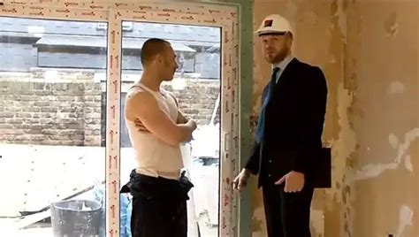 Macho Seduces A Su Companero Macho Y Este Free Gay Porn F9 XHamster