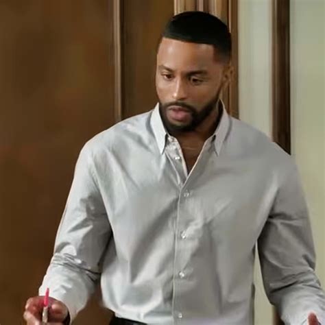 Professional stylists explain the best ladies fashionable hairstyles today 18