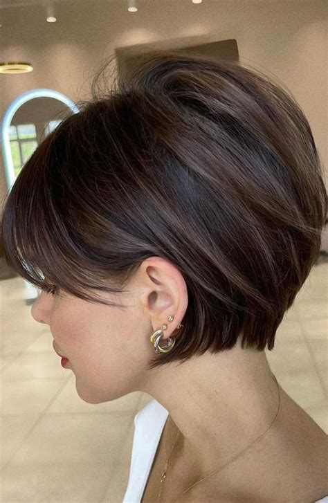 30 Layered Bob Haircuts For 2023 Ash Gold Beige Ash Layered Bob I