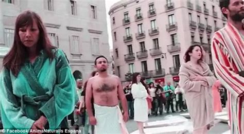 Naked Spanish Protesters Package Themselves As Blood Soaked Human Meat