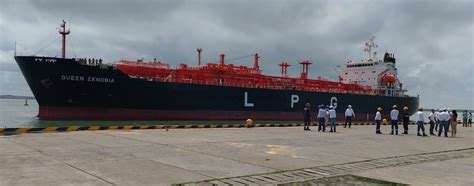 Un buque con 2 600 toneladas de GLP arribó hoy en el Puerto de Tumaco