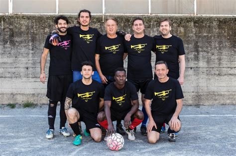 UISP Bergamo Nel Carcere Di Bergamo Il Calcio Va Oltre Il Muro