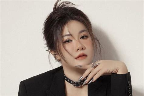 SALA Hot Idol TikTok thế hệ đầu tiên dẫn đầu xu hướng livestream Tạp chí Người Đưa Tin