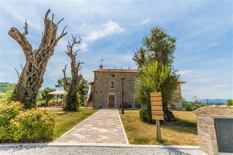 Agriturismo Tenuta Borgo Santa Cecilia A Gubbio Perugia Umbria