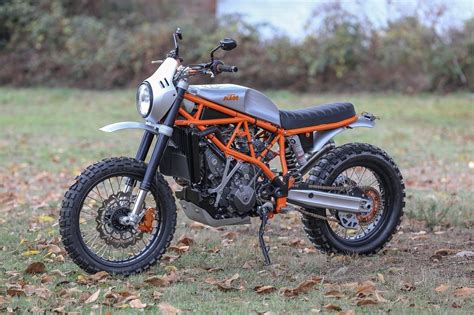 One Off KTM 950 Super Enduro R Looks Ready To Conquer Rough Terrain