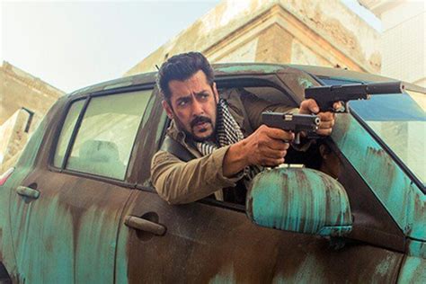 Tiger Zinda Hai Box Office Collection Salman Khan Starrer Earns Rs 318