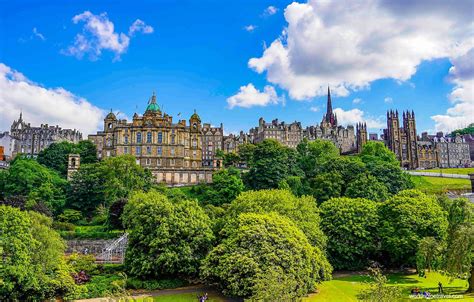 Edinburgh Scotland Travel Guide