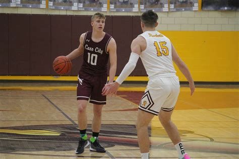 Reese Defeats Cass City In Wednesday Hoop Action