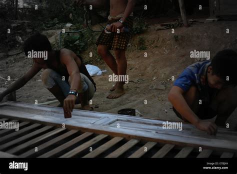 Mae Sot Thailand 12th Sep 2014 Undocumented Burmese Migrant Workers