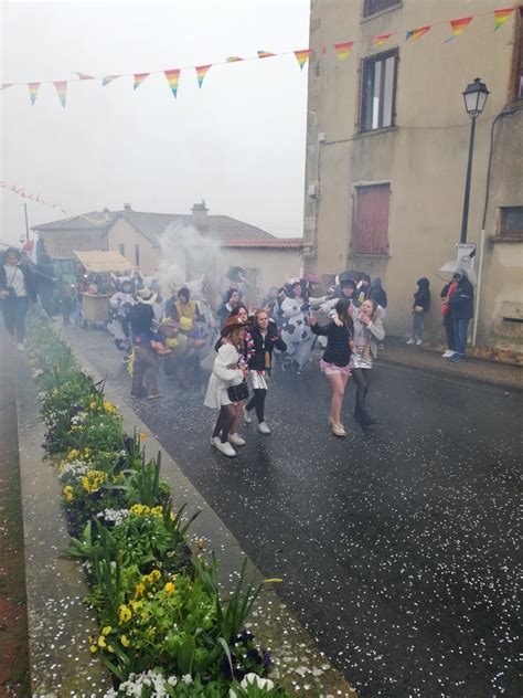 En Images Vindry Sur Turdine Les Classes En D Filent Sous La Pluie