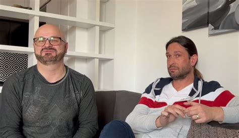 Ispovijest prvog vjenčanog gay para iz BiH Gađali su nas flašom a malo dijete je bilo sa nama N