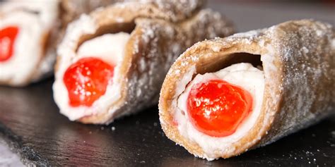 Authentic Sicilian Cannoli Recipe | Translated by PIATTO