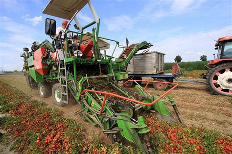 3119 best images about Harvesting Machines on Pinterest | John deere ...