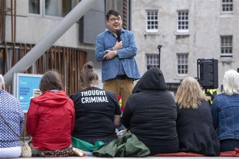 Father Ted Writer Graham Linehan Stages Cancelled Edinburgh Fringe