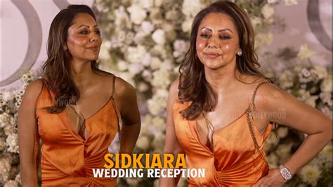 Shahrukh Khan S Wife Gauri Khan Looking Stunning At Sid Kiara Wedding