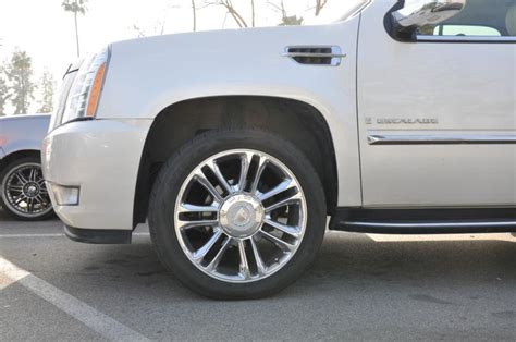 Sell Escalade Platinum Wheels and Tires 22" Cadillac Chevrolet GMC in ...