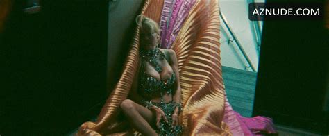 THE LAST SHOWGIRL NUDE SCENES AZNude