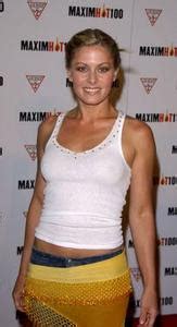 Retro Bikini Nicole Eggert Top Bikini Curves