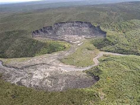 Types Of Wasting Slump Rockslide And Debris Flow Geology In