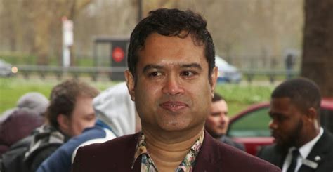 Paul Sinha Oliver Levy : The Chase's Paul Sinha engaged after proposing ...