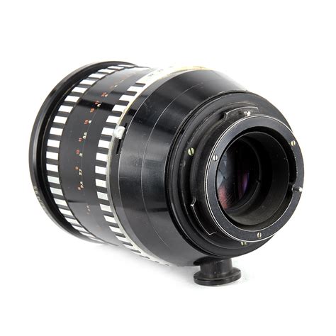 Cветосильный длиннофокусный объектив с мультипросветлением Carl Zeiss ...
