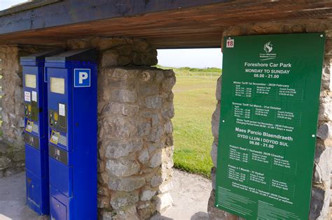 Port Eynon Beach | Explore South Wales